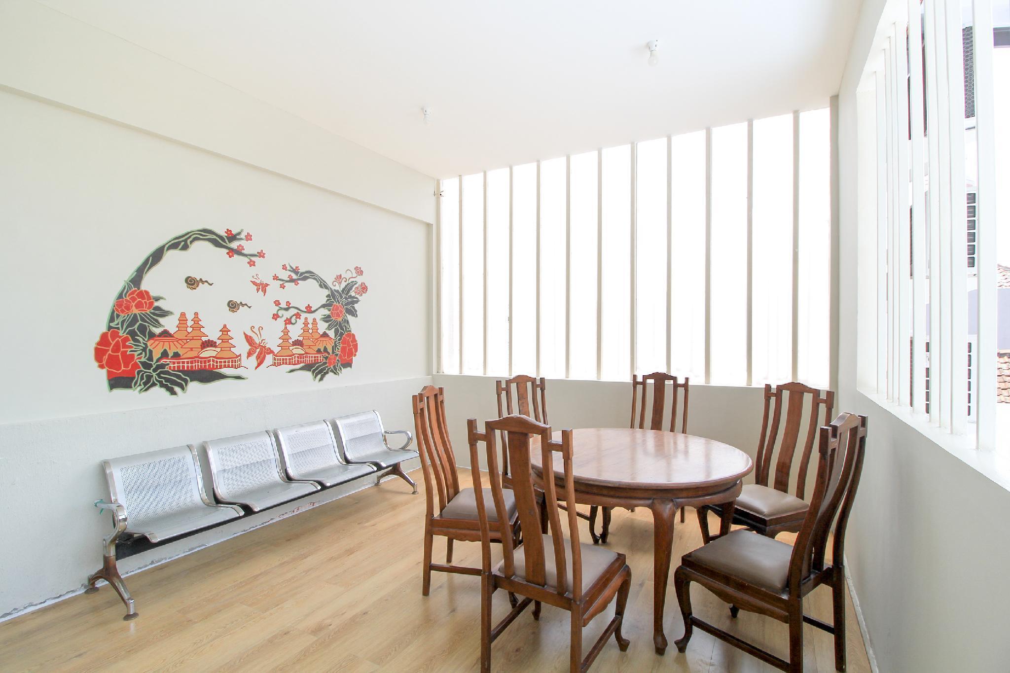Super Oyo 168 K-15 Residence Surabaya Kültér fotó